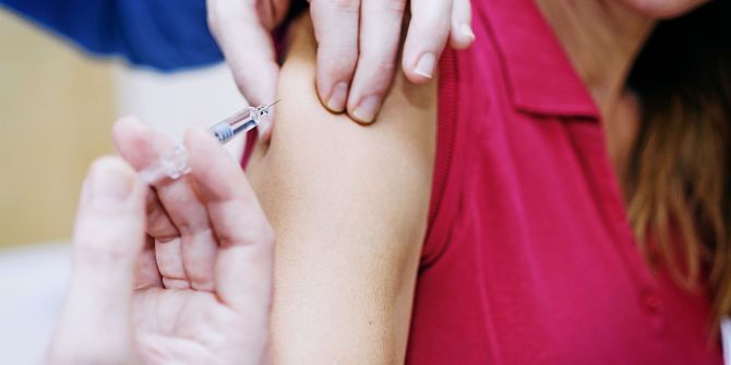 60,000 women die from cervical cancer in India; Vaccination important