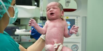 COVID-19 positive babies show mild illness, intrigues scientists