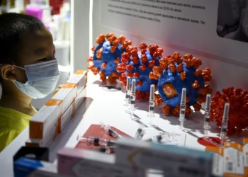 Chinese city offer citizens COVID-19 vaccine