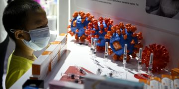 Chinese city offer citizens COVID-19 vaccine