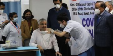 Mild infection after taking vaccine a good sign: AIIMS Director