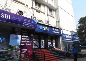 Banks Closed for 7 Days from March 27 to April 4