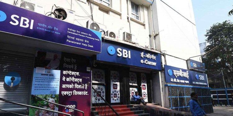 Banks Closed for 7 Days from March 27 to April 4