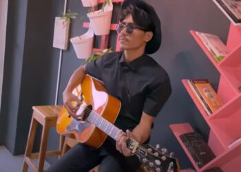 5 questions with Ron Humtsoe – The romantic crooner