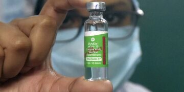 Know about Covishield vaccine – Side effects, risks and efficacy