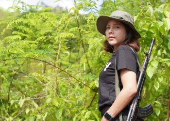 Burmese Beauty Queen takes up arms against Military Junta