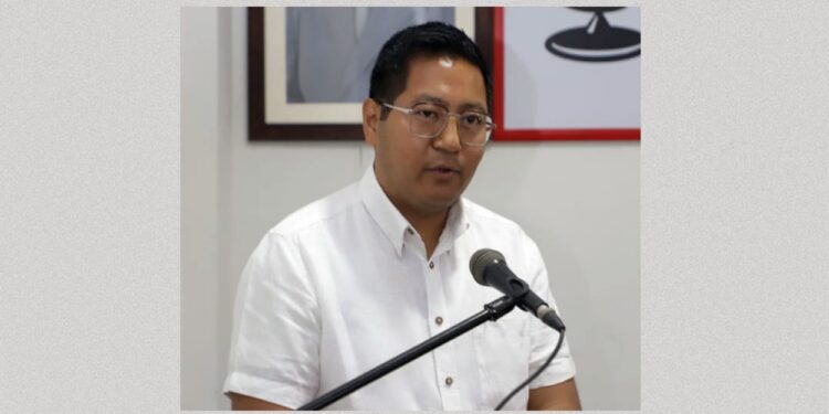 Speaker receives warm welcome in Bengal Assembly