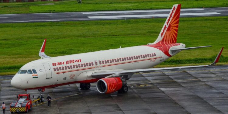 Indians to fly back from Ukraine in Air India flights