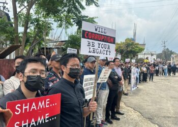 State cabinet decides to put regularisation of professors on hold