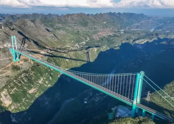 China opens world’s tallest bridge